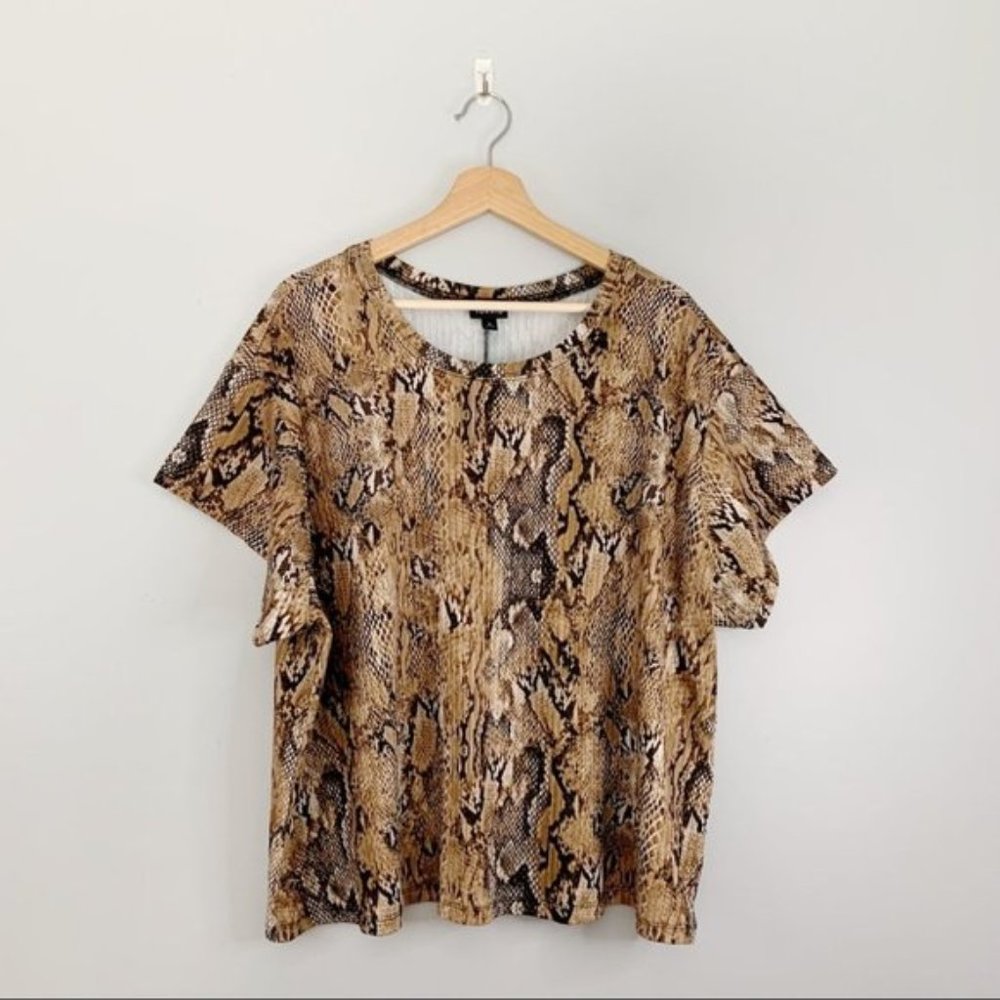 Torrid Womens Short Sleeve Tee T-Shirt Blouse Ribbed Reptile